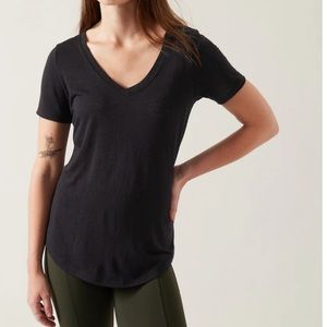 Black Breezy tee from athleta size xl